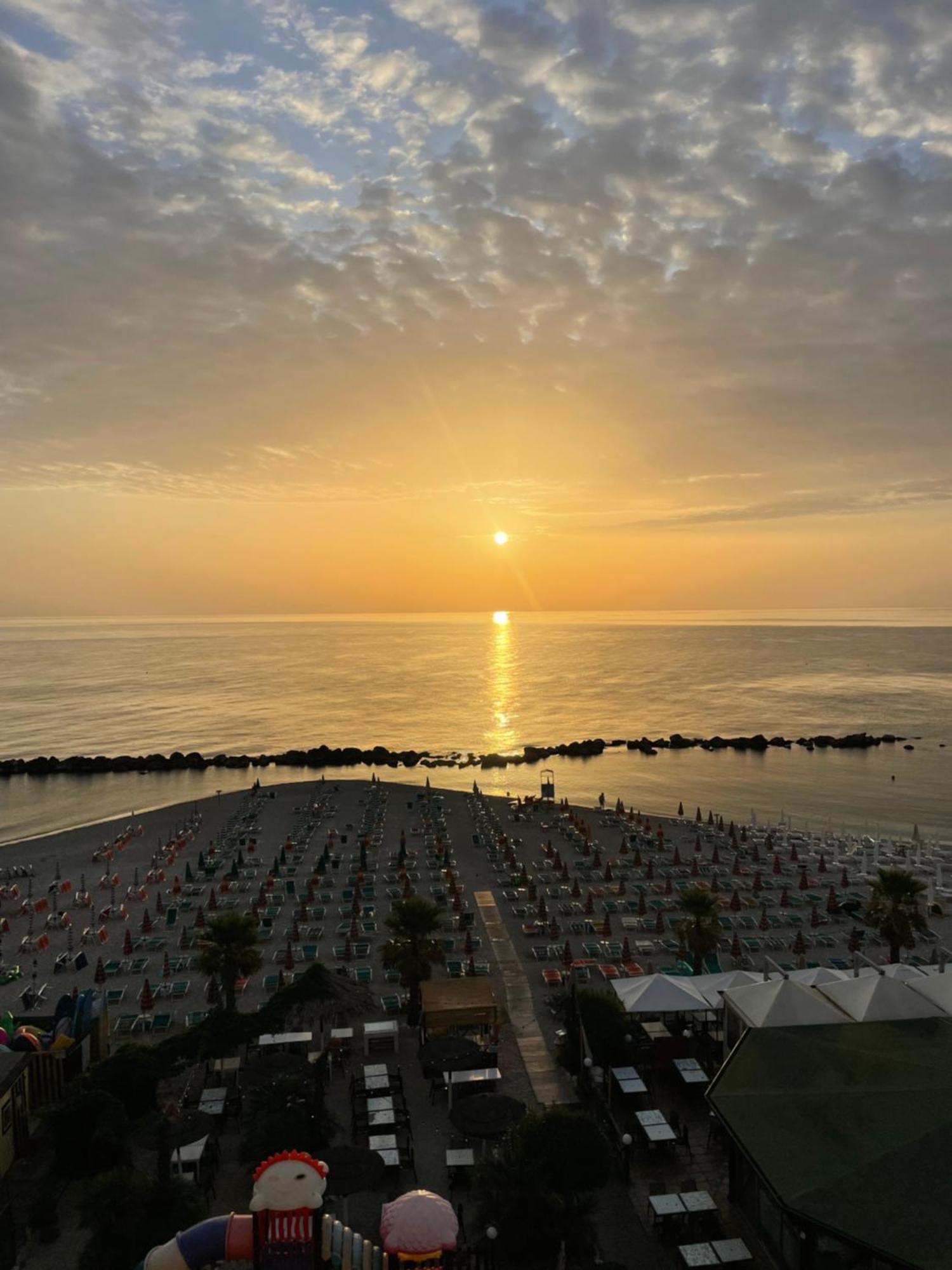 Il Balcone Sul Mare Apartment Porto Recanati Exterior photo